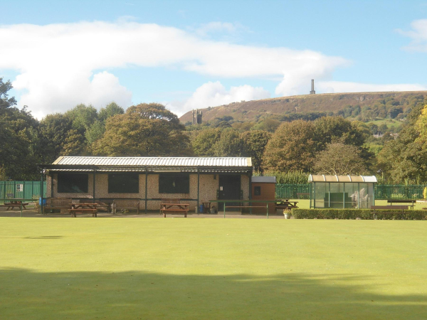 Bowling green Nuttall Park & St Andrews Church & Peel Tower
14-Leisure-01-Parks and Gardens-001-Nuttall Park General
Keywords: 2016