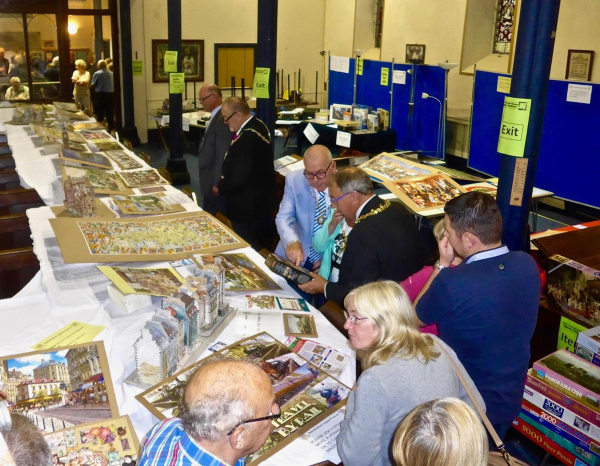 Jigsaw Festival at St Paul's 6 Sep 16 - Mayor inspects a puzzle
06-Religion-01-Church Buildings-001-Church of England  - St. Paul, Bridge Street, Ramsbottom
Keywords: 2016