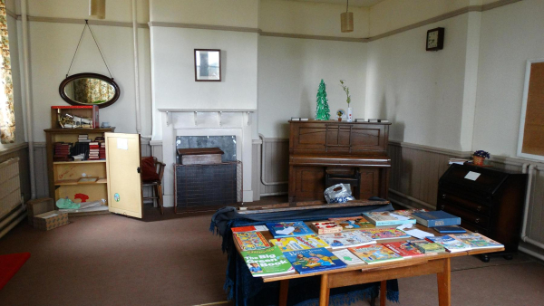 Edenfield Methodist Church open day before building was sold
06-Religion-02-Church Activities-012-Methodist - Edenfield Primitive Methodist Chapel
Keywords: 2016