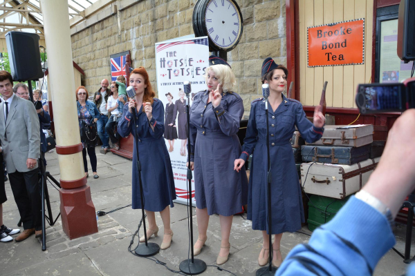 1940s Weekend  - The Hotsie Totsies
14-Leisure-04-Events-003-1940s weekends
Keywords: 2016