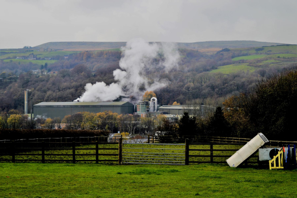 Stubbins? Paper Mill
17-Buildings and the Urban Environment-05-Street Scenes-027-Stubbins Lane and Stubbins area
Keywords: 2017