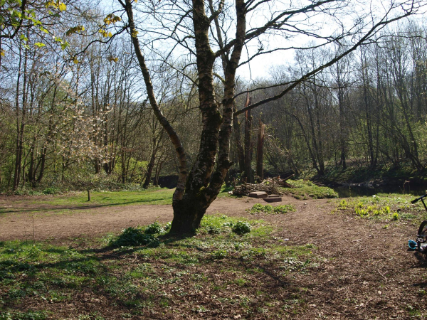 On way down to the River Irwell, Nuttall Park
14-Leisure-01-Parks and Gardens-001-Nuttall Park General
Keywords: 2017