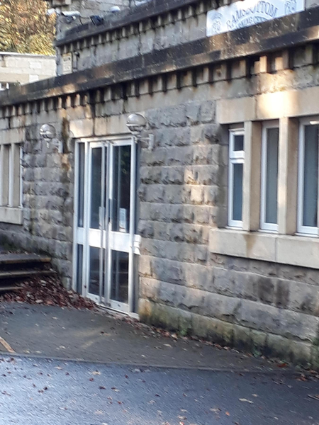 Porritts at Stubbins now closed
17-Buildings and the Urban Environment-05-Street Scenes-027-Stubbins Lane and Stubbins area
Keywords: 2018