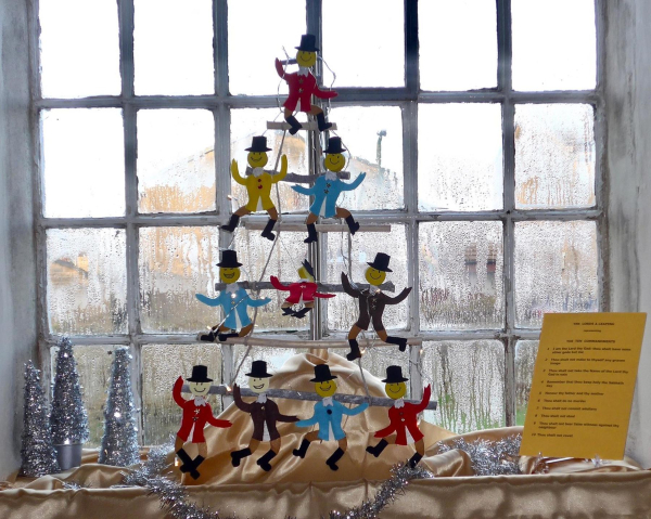 Twelve Days of Christmas Exhibition in Edenfield Parish Church  
06-Religion-01-Church Buildings-004-Church of England -  Edenfield Parish Church
Keywords: 2018