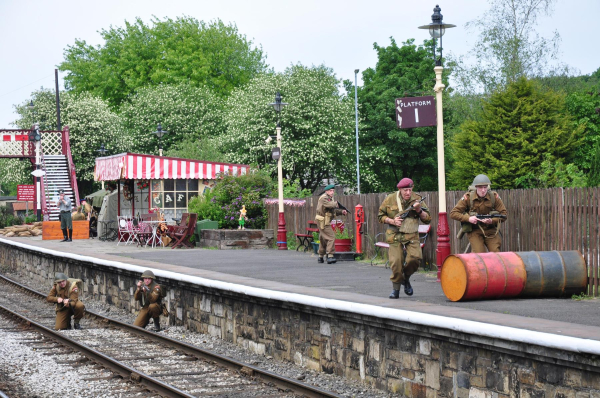 1940s weekend
14-Leisure-04-Events-003-1940s weekends
Keywords: 2018