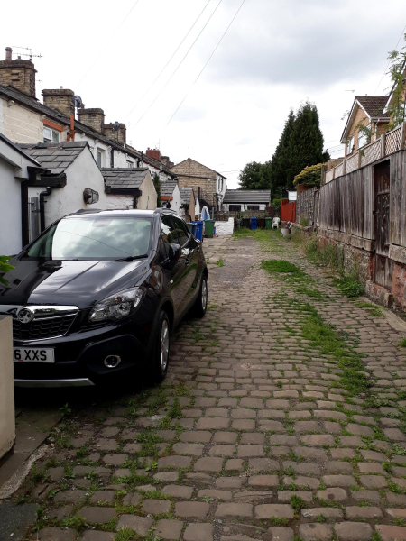 Cobbled Street back of Bolton Road West 
17-Buildings and the Urban Environment-05-Street Scenes-002-Bolton Road West
Keywords: 2018