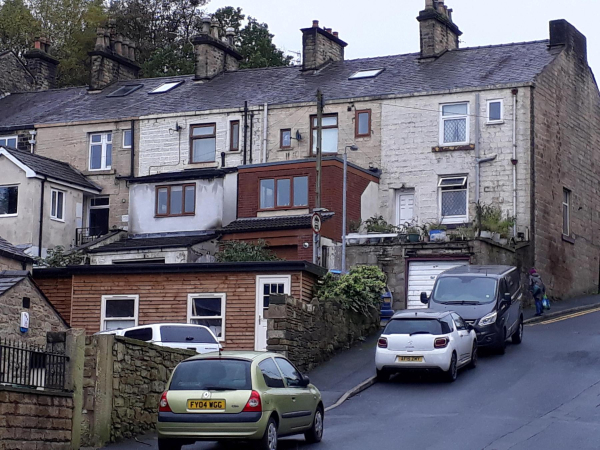 Back of Houses on Bolton Street looking up Cross Street
17-Buildings and the Urban Environment-05-Street Scenes-031 Bolton Street
Keywords: 2019