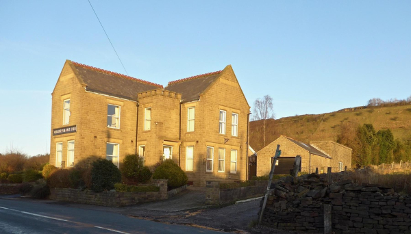 Quarrymans Inn,? Burnley Road, Edenfield. Private house
17-Buildings and the Urban Environment-05-Street Scenes-011-Edenfield
Keywords: 2019