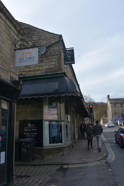 Bridge Street - Munro Greenhalgh and Akita
17-Buildings and the Urban Environment-05-Street Scenes-003-Bridge Street
Keywords: 2019