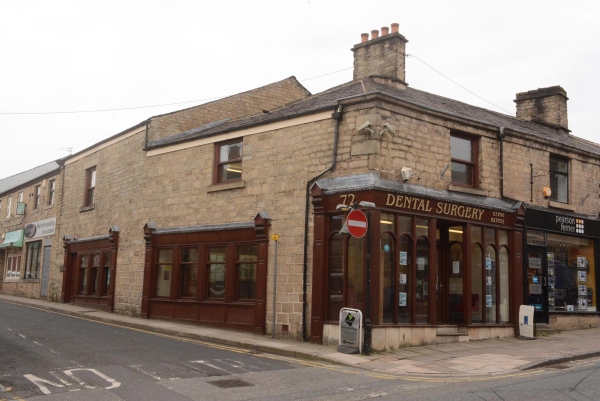 Bridge Street - Dental Surgery - Nulty 
17-Buildings and the Urban Environment-05-Street Scenes-003-Bridge Street
Keywords: 2019