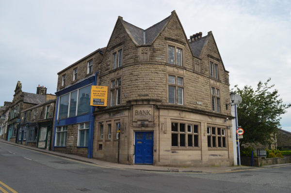 RBS bank which closed in February 2019 
04-Finance and Trade-01-Banks and Post Office-004-RBS
Keywords: 2019