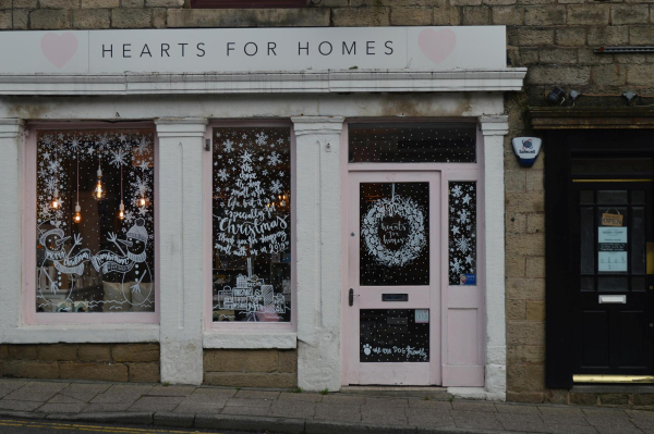 Hearts for Home after moving from Bolton Street to Bridge Street
17-Buildings and the Urban Environment-05-Street Scenes-003-Bridge Street
Keywords: 2019