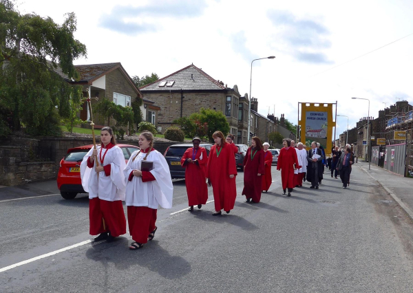Edenfield Parish Church Procession of? Witness 
06-Religion-01-Church Buildings-004-Church of England -  Edenfield Parish Church
Keywords: 2019