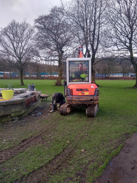 Nuttall Park bandstand repairs
14-Leisure-01-Parks and Gardens-001-Nuttall Park General
Keywords: 2019