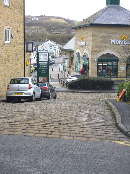 Looking towards Morrisons from Silver Street
03-Shops, Restaurants and Hotels-02-Individual shops-001-Supermarkets
Keywords: 2019