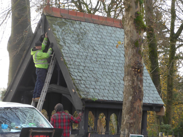 Lynch Gate at Edenfield Parish Church before and during repair 
06-Religion-01-Church Buildings-004-Church of England -  Edenfield Parish Church
Keywords: 2019