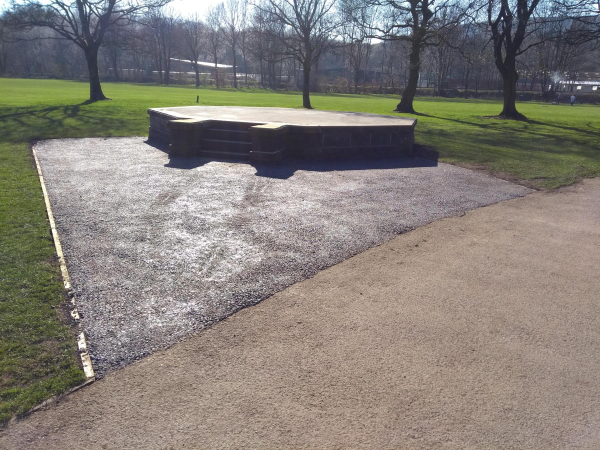 Nuttall Park Bandstand being redeveloped
14-Leisure-01-Parks and Gardens-001-Nuttall Park General
Keywords: 2019