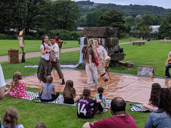 Tangled Dance Company in Nuttall Park - August 2019
14-Leisure-01-Parks and Gardens-001-Nuttall Park General
Keywords: 2019