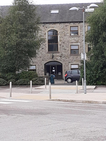 Old Mill House Cobden Mill 
17-Buildings and the Urban Environment-05-Street Scenes-026-Square Street area
Keywords: 2020