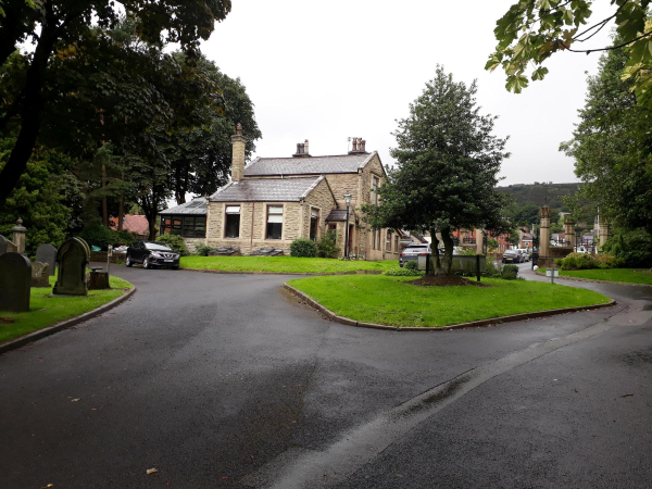 House in Ramsbottom Cemetery
17-Buildings and the Urban Environment-05-Street Scenes-007-Cemetery Road
Keywords: 2020