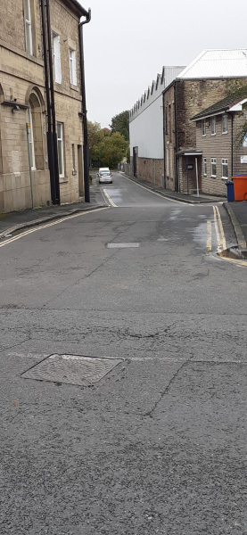 Buildings on Garden Street 
17-Buildings and the Urban Environment-05-Street Scenes-003-Bridge Street
Keywords: 2020