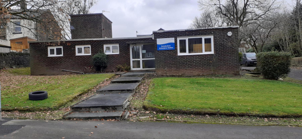 Ambulance Station Cemetery Road
17-Buildings and the Urban Environment-05-Street Scenes-007-Cemetery Road
Keywords: 2020