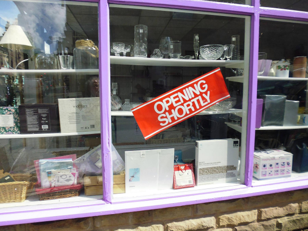 Bury Hospice reopening after lockdown 
17-Buildings and the Urban Environment-05-Street Scenes-003-Bridge Street
Keywords: 2020