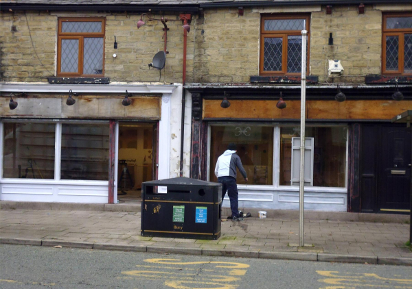 Refurbishing the old Dream Doors shop on Bolton Street
17-Buildings and the Urban Environment-05-Street Scenes-031 Bolton Street
Keywords: 2020