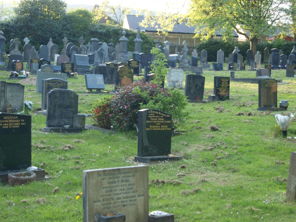 Ramsbottom Cemetery
17-Buildings and the Urban Environment-05-Street Scenes-007-Cemetery Road
Keywords: 2020