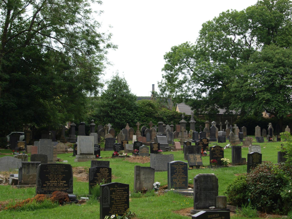 Ramsbottom Cemetery
17-Buildings and the Urban Environment-05-Street Scenes-007-Cemetery Road
Keywords: 2020