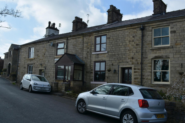 Higher Summerseat
17-Buildings and the Urban Environment-05-Street Scenes-028-Summerseat area
Keywords: 2021