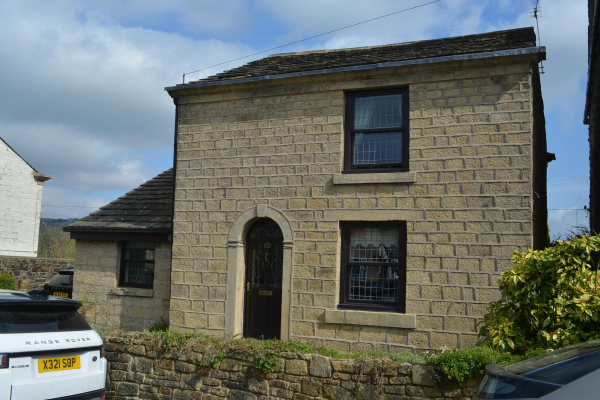 Higher Summerseat
17-Buildings and the Urban Environment-05-Street Scenes-028-Summerseat area
Keywords: 2021