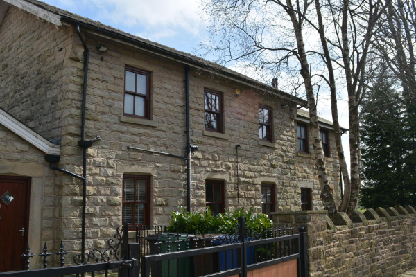 Higher Summerseat
17-Buildings and the Urban Environment-05-Street Scenes-028-Summerseat area
Keywords: 2021