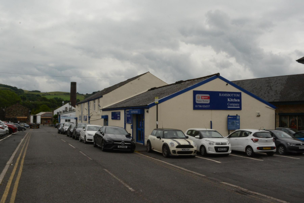 Square Street 
17-Buildings and the Urban Environment-05-Street Scenes-026-Square Street area
Keywords: 2021