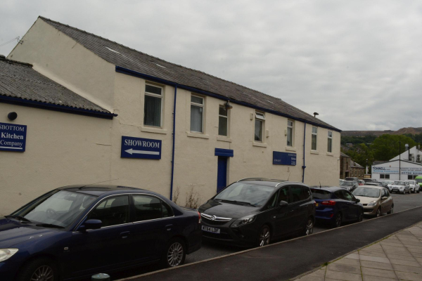 Union Street 
17-Buildings and the Urban Environment-05-Street Scenes-030-Union Street supermarket area
Keywords: 2021