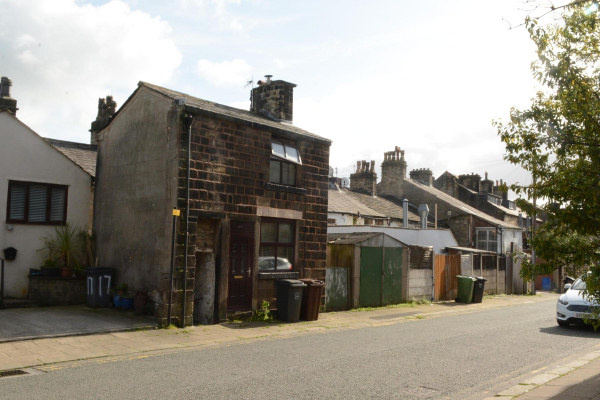 Central Street
17-Buildings and the Urban Environment-05-Street Scenes-008-Central Street
Keywords: 2021