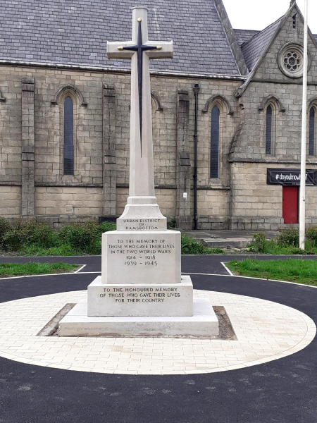 Cenotaph after a good cleaning 
15-War-03-War Memorials-001-St Paul's Gardens and Remembrance Sunday
Keywords: 2021