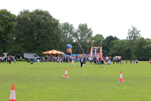 Queen Elizabeth II Platinum Jubilee Celebrations in Nuttall Park organised by Friends of Nuttall Park and Ramsbottom Rotary 
14-Leisure-01-Parks and Gardens-001-Nuttall Park General
Keywords: 2022