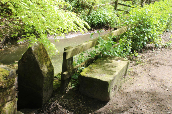 Stones Nuttall Park and stream leading down to River
14-Leisure-01-Parks and Gardens-001-Nuttall Park General
Keywords: 2023