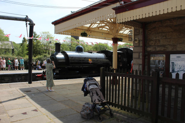1940's Weekend Ramsbottom - Steam Train Ramsbottom Station
14-Leisure-04-Events-003-1940s weekends
Keywords: 2023