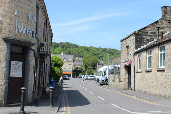 Looking up Union Street from Railway Street 1940's Weekend Ramsbottom - Looking up Union Street from Railway Street
17-Buildings and the Urban Environment-05-Street Scenes-022-Railway Street
Keywords: 2023