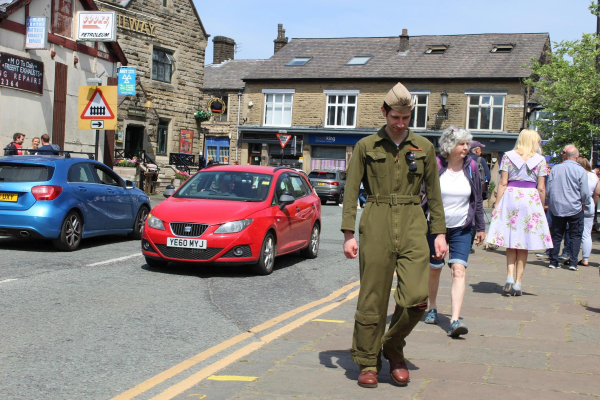 1940's Weekend Ramsbottom - Soldier on Railway Street
14-Leisure-04-Events-003-1940s weekends
Keywords: 2023