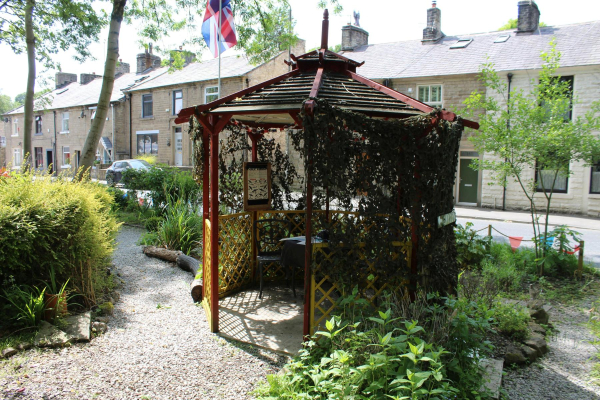 Old River Garden at Stubbins
17-Buildings and the Urban Environment-05-Street Scenes-027-Stubbins Lane and Stubbins area
Keywords: 2023