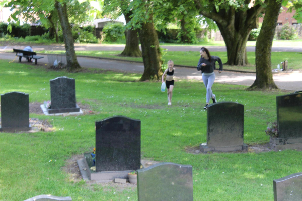 Ramsbottom Cemetery
17-Buildings and the Urban Environment-05-Street Scenes-007-Cemetery Road
Keywords: 2023
