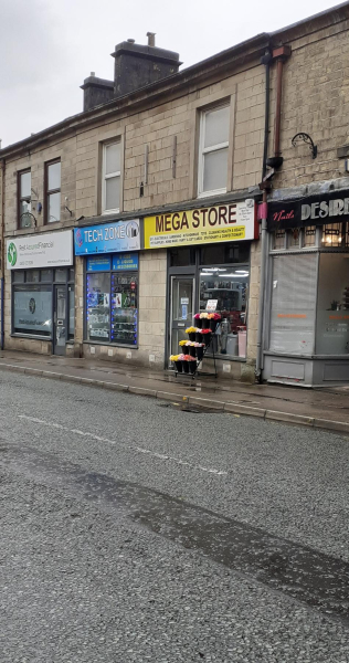 Mega Store Bolton Street 
17-Buildings and the Urban Environment-05-Street Scenes-031 Bolton Street
Keywords: 2023