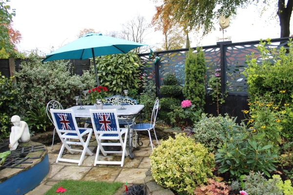 Stubbins Garden for Remembrance 
17-Buildings and the Urban Environment-05-Street Scenes-027-Stubbins Lane and Stubbins area
Keywords: 2023