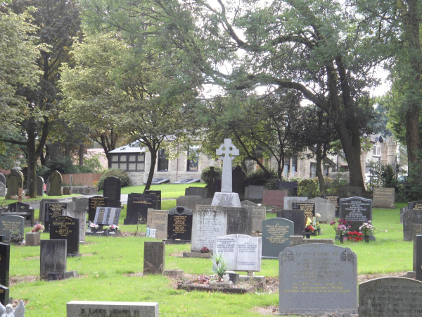 Ramsbottom Cemetery 
17-Buildings and the Urban Environment-05-Street Scenes-007-Cemetery Road
Keywords: 2023