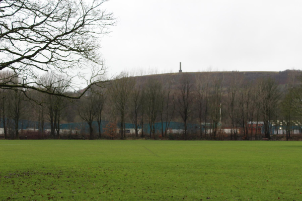 Nuttall Park looking towards Peel Tower 
14-Leisure-01-Parks and Gardens-001-Nuttall Park General
Keywords: 2023