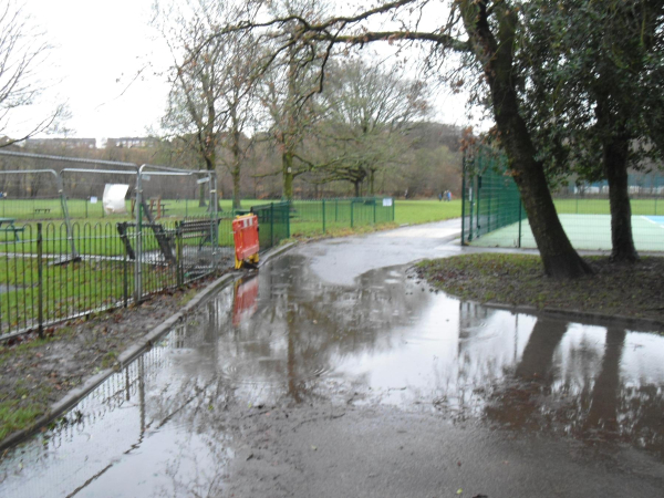 Tennis court in Nuttall Park
14-Leisure-01-Parks and Gardens-001-Nuttall Park General
Keywords: 2023