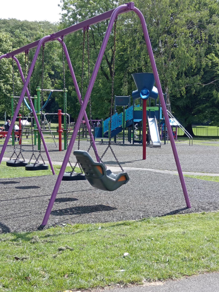 Nuttall Park Play Area 
14-Leisure-01-Parks and Gardens-001-Nuttall Park General
Keywords: 2024